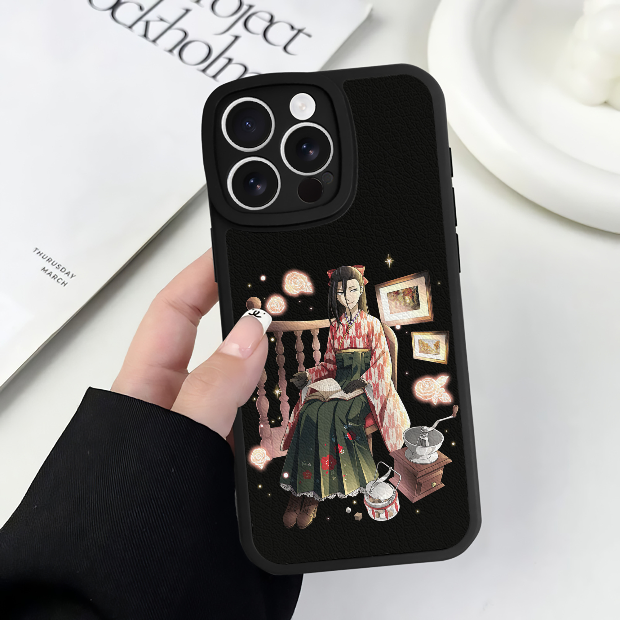 （画像用） 文豪ストレイドッグス Bungo Stray Dogs 【iPhone 16シリーズ対応】シリコンスマホケース（レザー調） 材質：シリコン